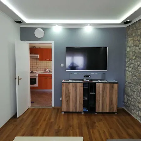 Sidro 아파트 Rogotin